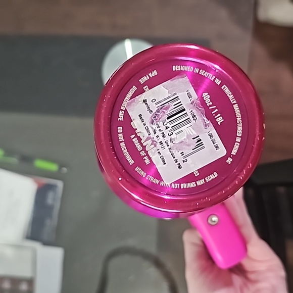 Stanley tumbler - Picture 4 of 6